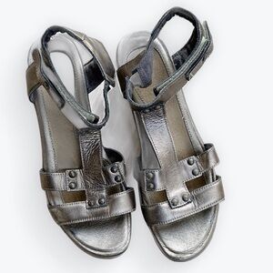 Cyber-Goth Chic Metallic Bronze Leather Platform Ankle Strap Sandals ~Naot EU 39